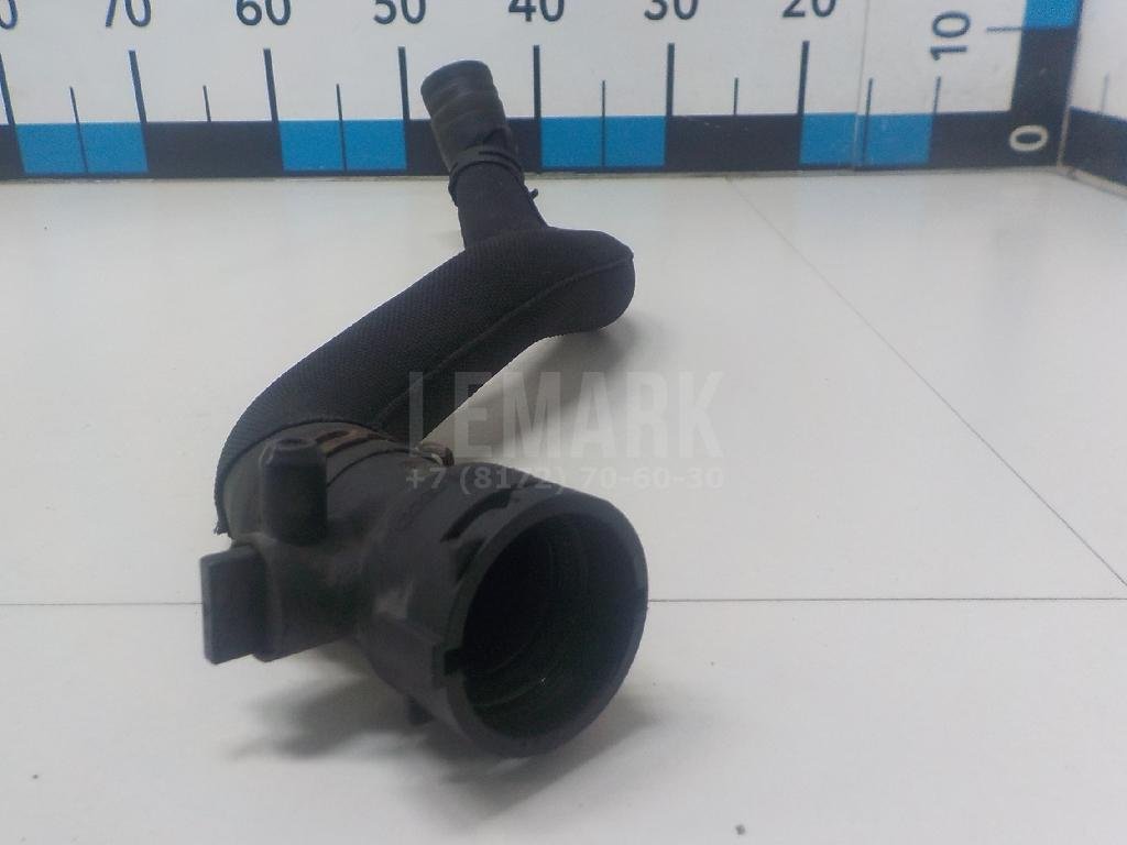 Патрубок радиатора