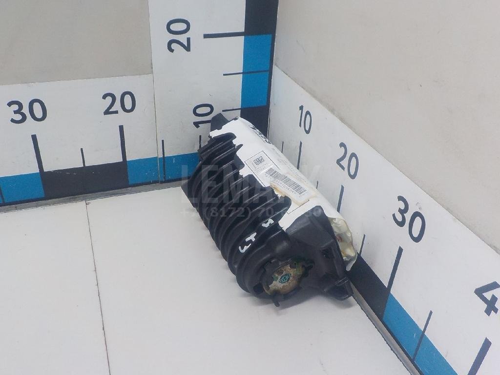 Подушка безопасности пассажирская (в торпедо)