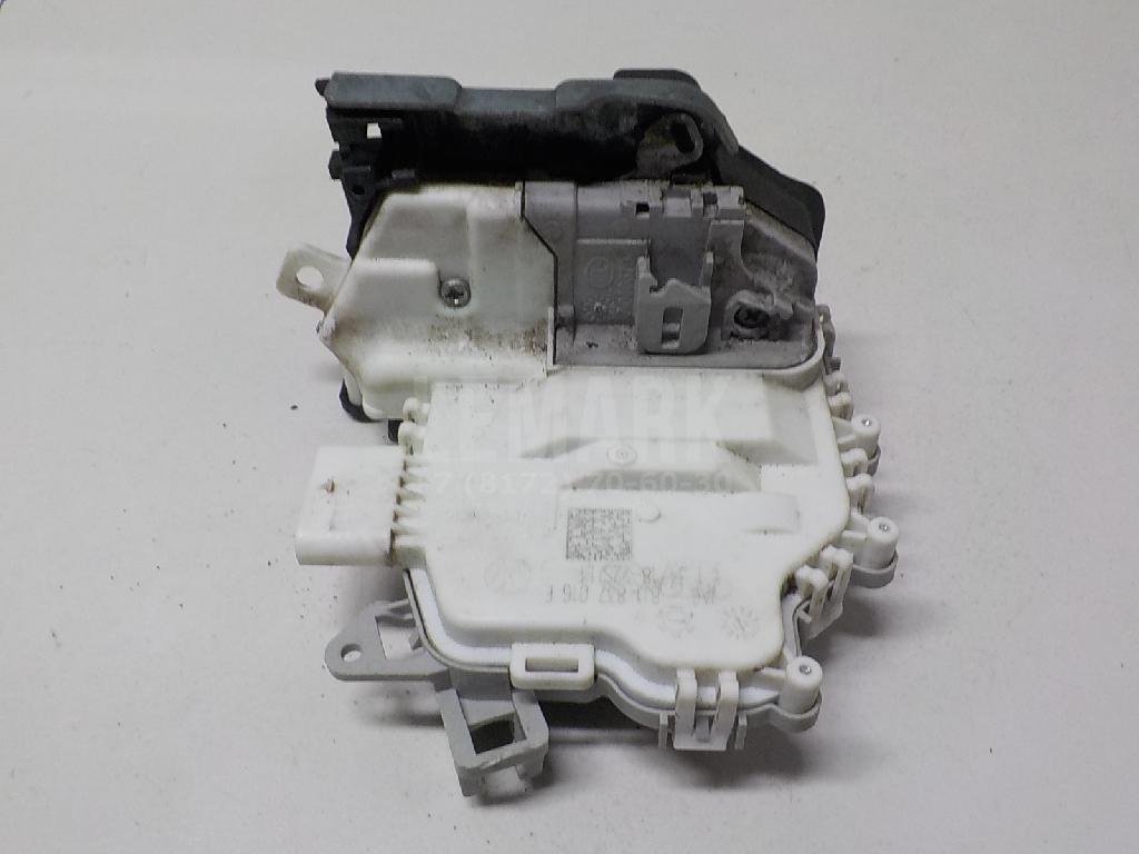 Замок двери передней правой