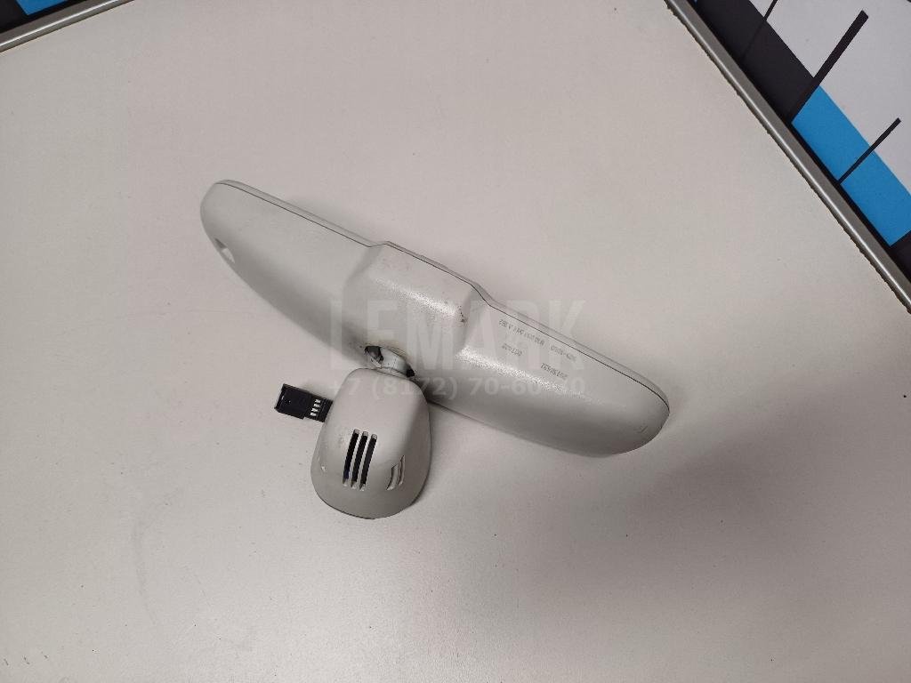 Зеркало заднего вида