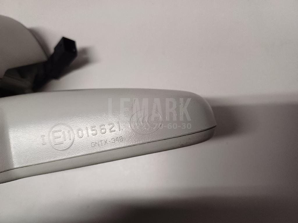 Зеркало заднего вида