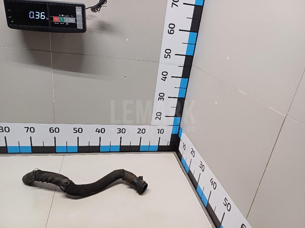 Патрубок радиатора для  Audi 80/90 [B4] 1991-1995