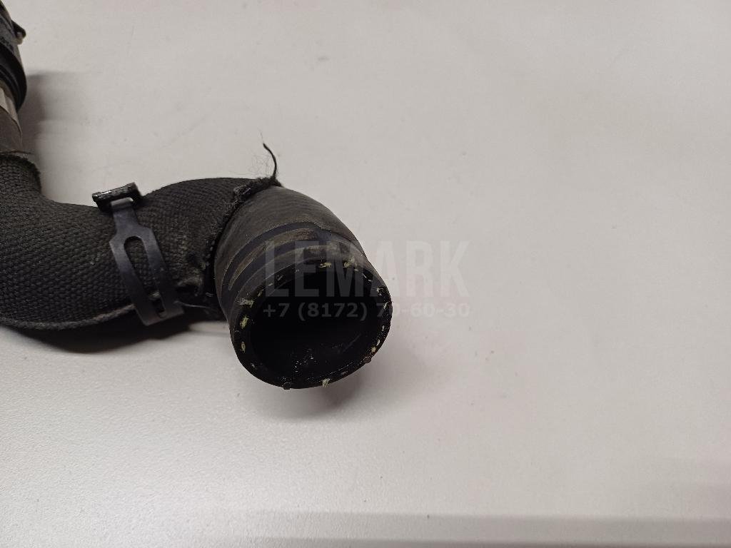 Патрубок радиатора