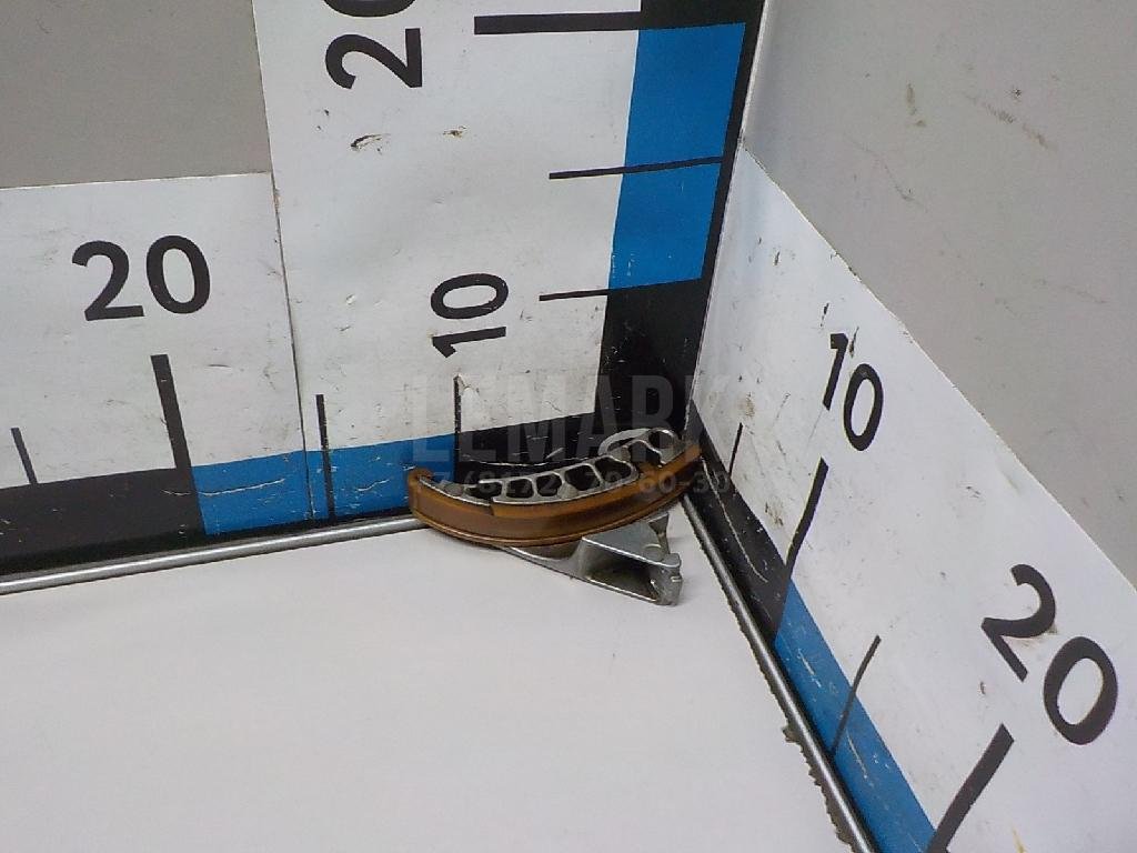 Натяжитель цепи