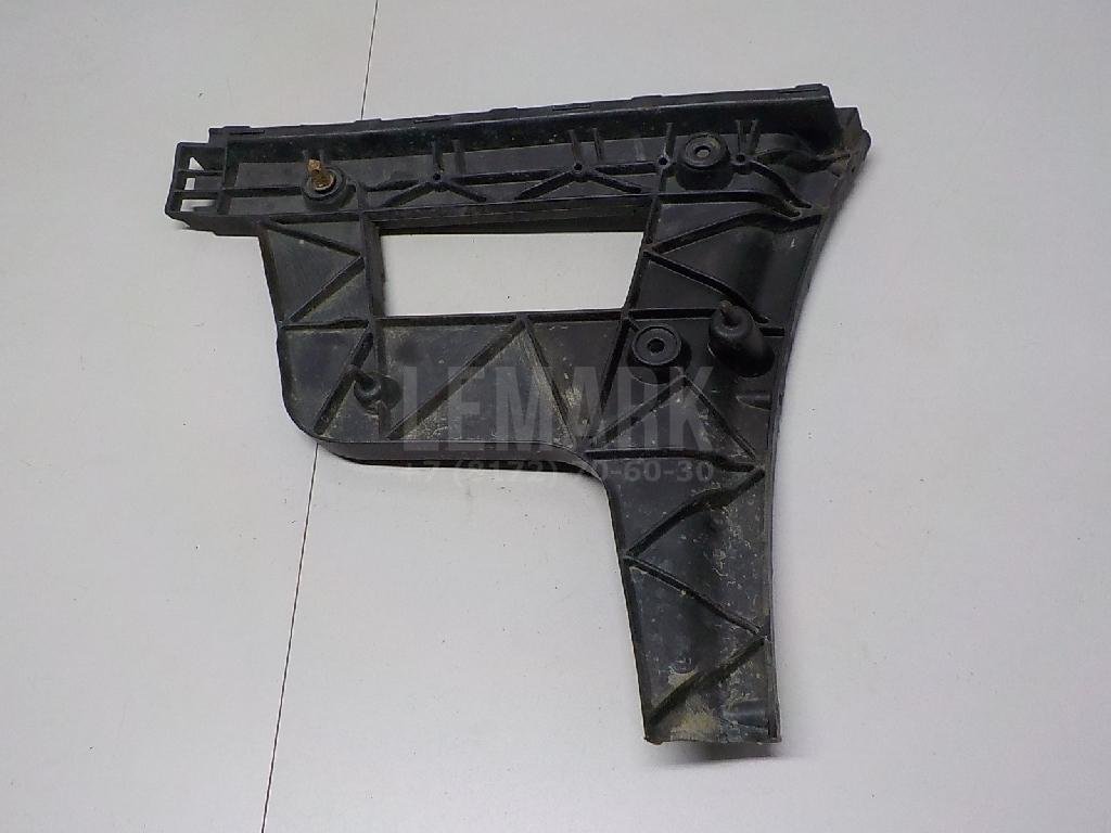 Кронштейн заднего бампера левый