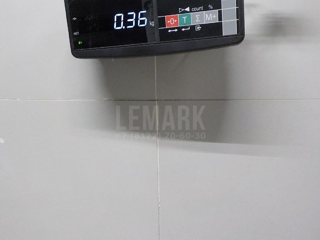 Кронштейн заднего бампера правый