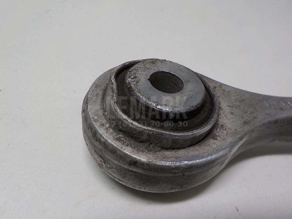 Стойка переднего стабилизатора