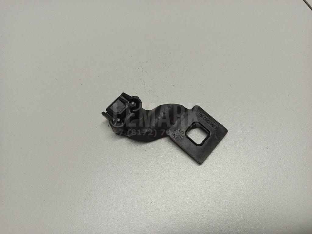 Кронштейн крепления фары