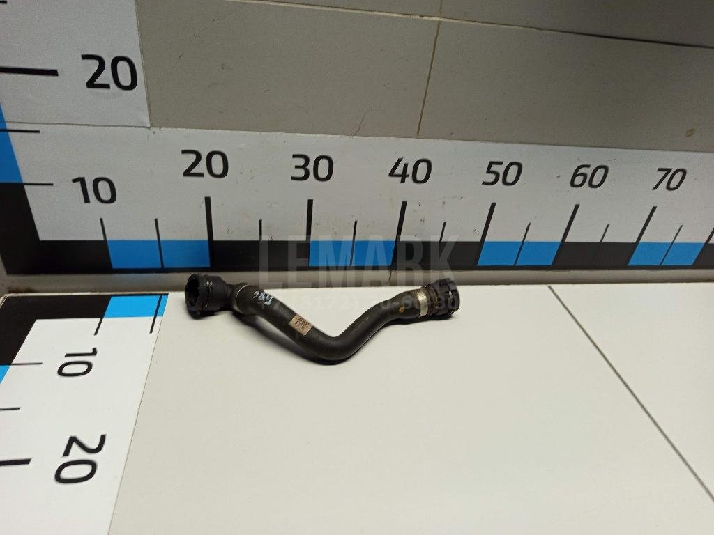 Патрубок отопителя