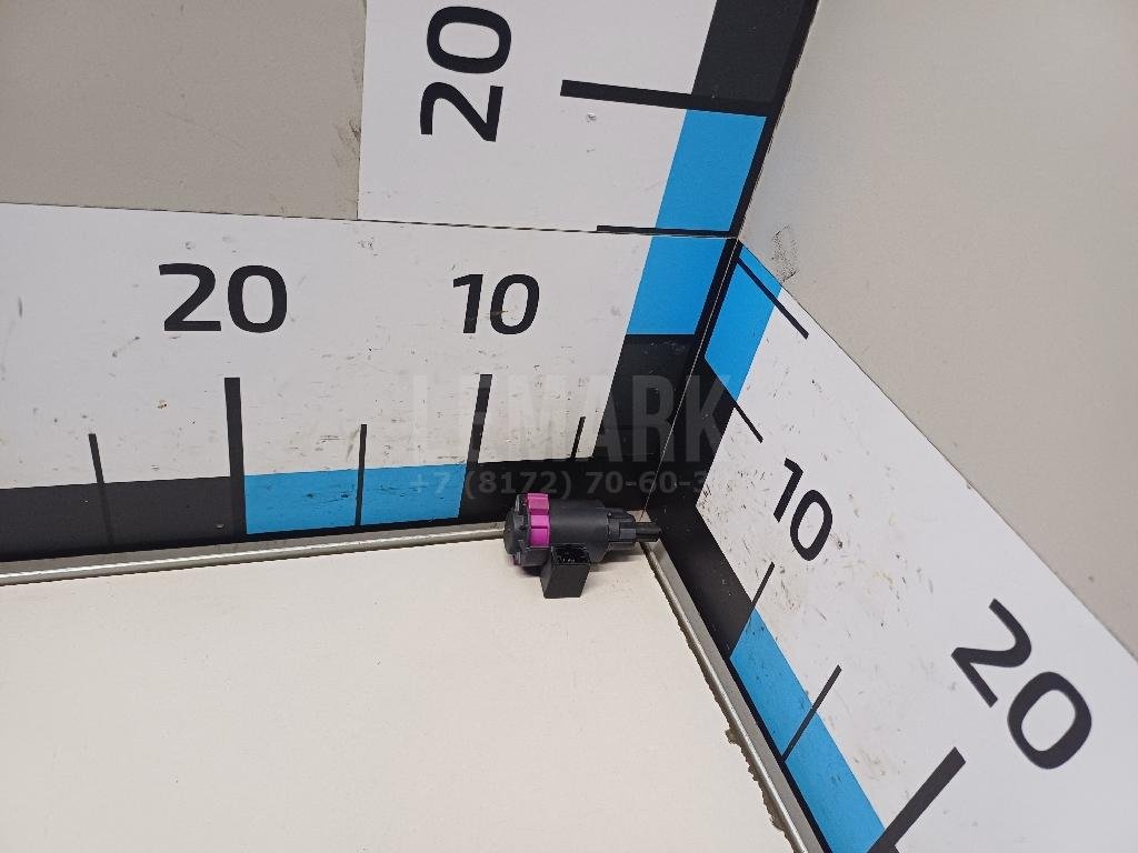 Датчик включения стопсигнала