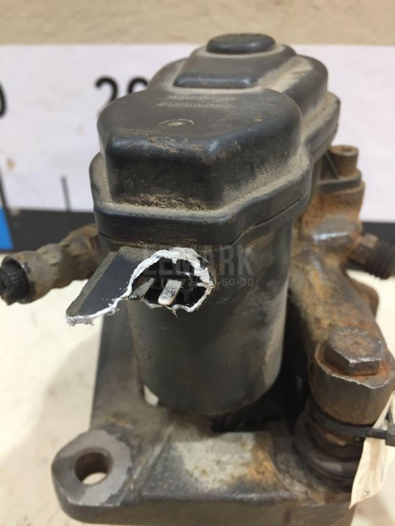 Суппорт тормозной задний правый