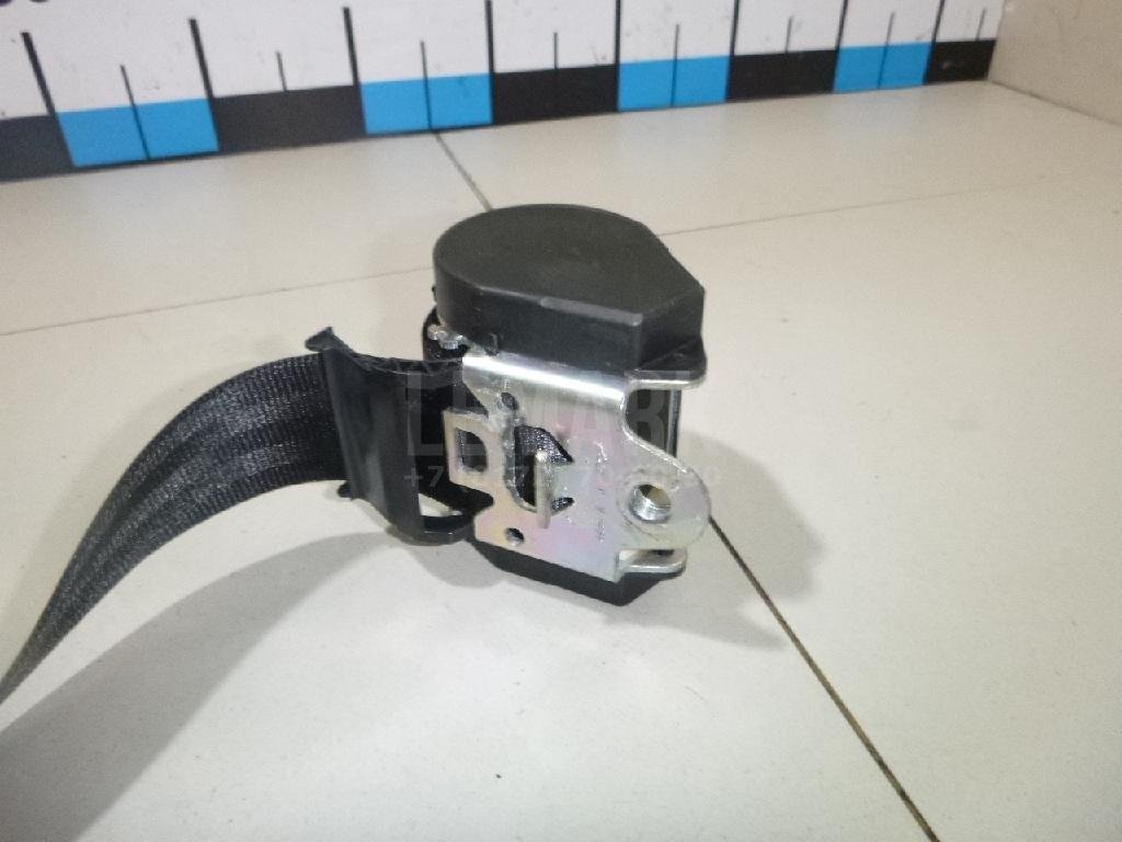 Ремень безопасности