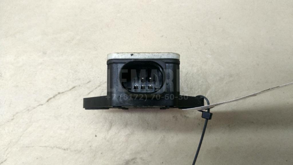 Датчик ускорения