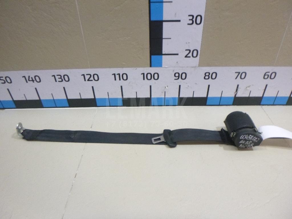 Ремень безопасности