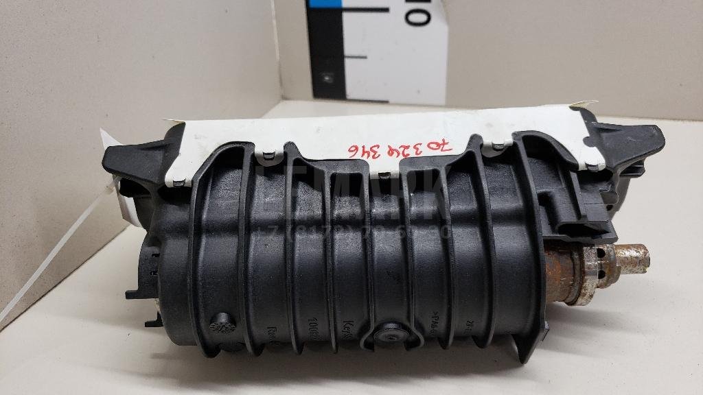 Подушка безопасности пассажирская (в торпедо)