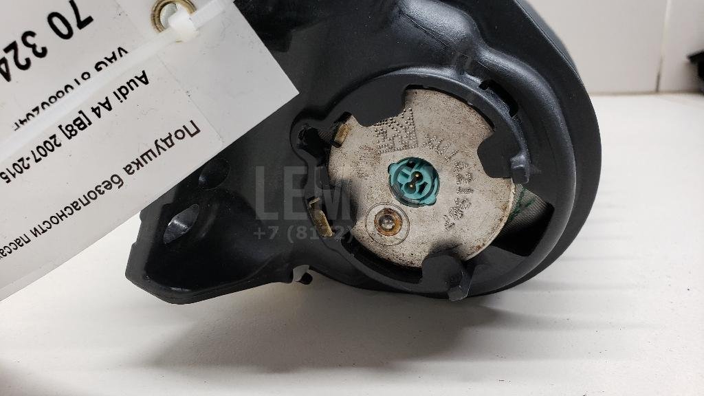 Подушка безопасности пассажирская (в торпедо)