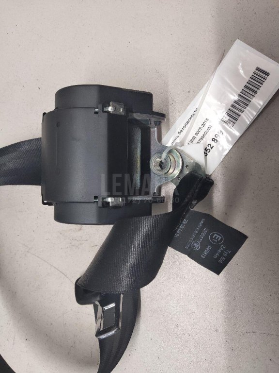 Ремень безопасности