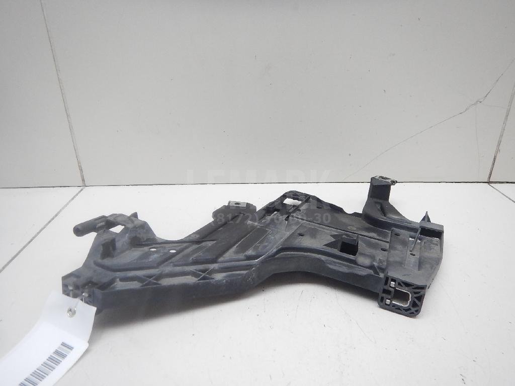 Кронштейн крепления фары