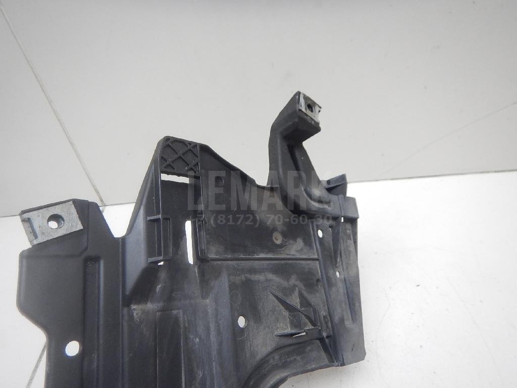 Кронштейн крепления фары