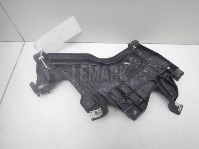 Кронштейн крепления фары