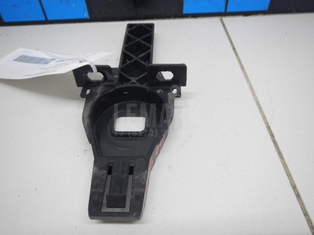 Кронштейн радиатора