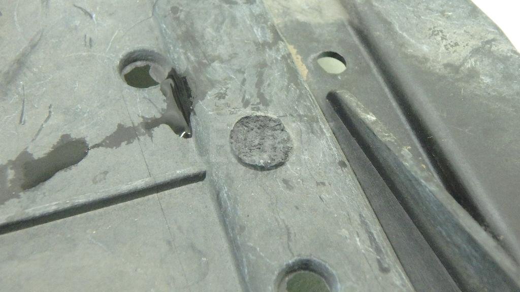 Кронштейн крепления фары