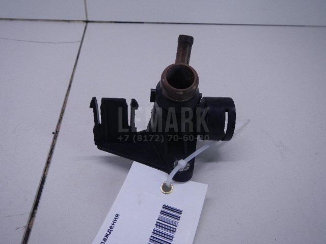 Фланец двигателя системы охлаждения