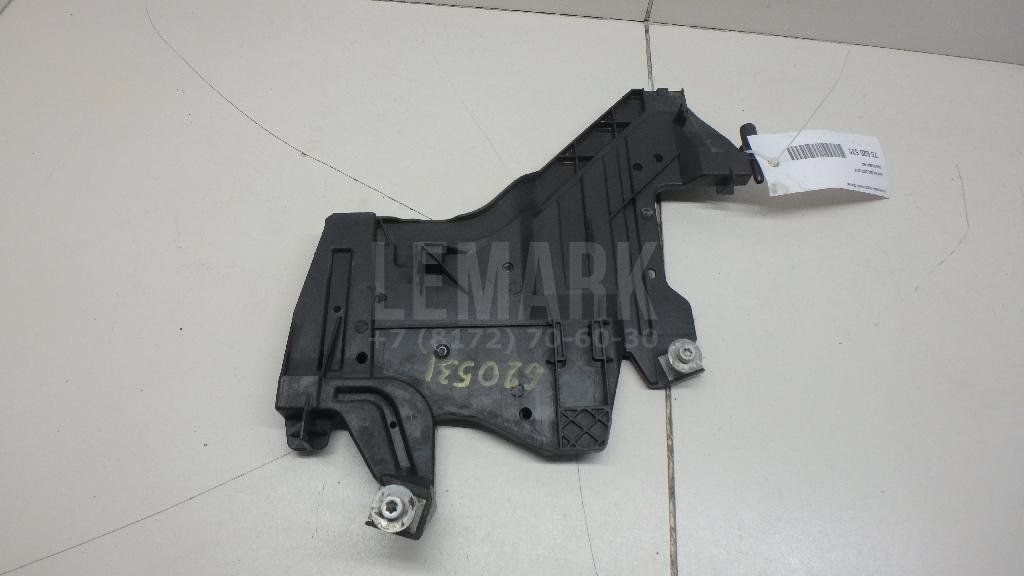 Кронштейн крепления фары