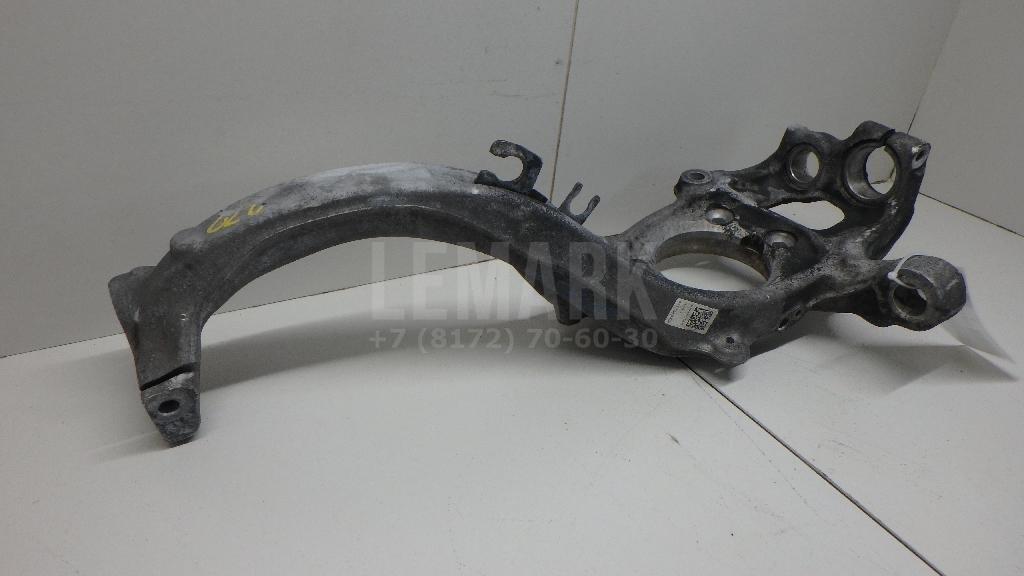 Кулак поворотный передний правый