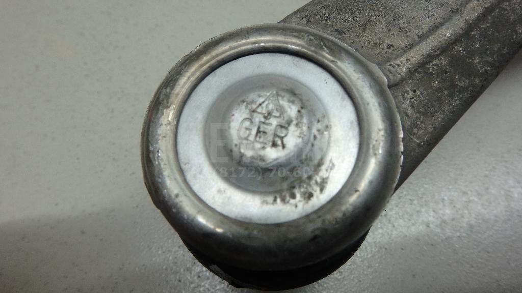 Рычаг передний верхний правый задний