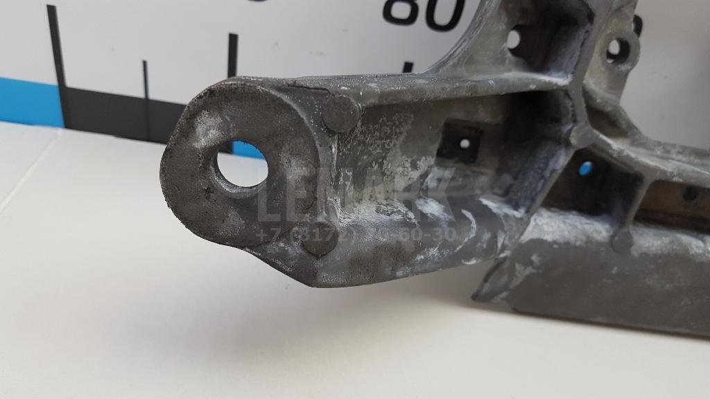 Кронштейн опоры КПП для  Audi A3 (8Y) 2020