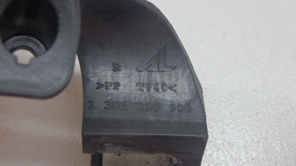 Кронштейн фар правый для  Audi A3 (8L1) 1996-2003