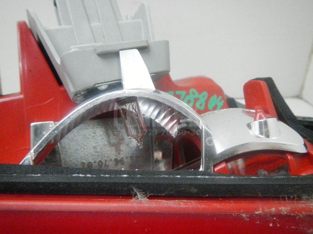 Фонарь задний внутренний левый