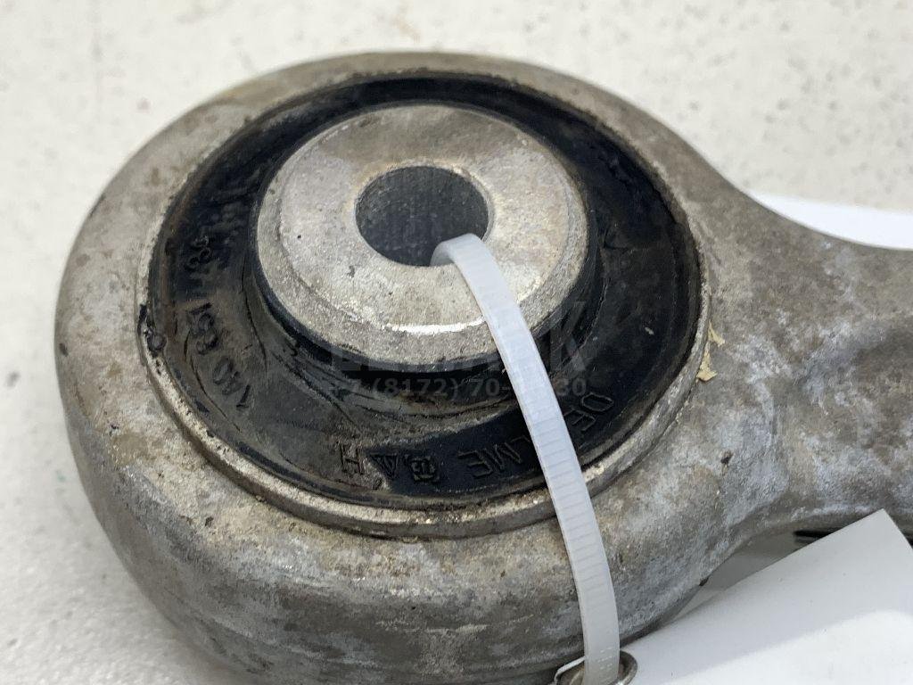 Рычаг передний верхний правый задний