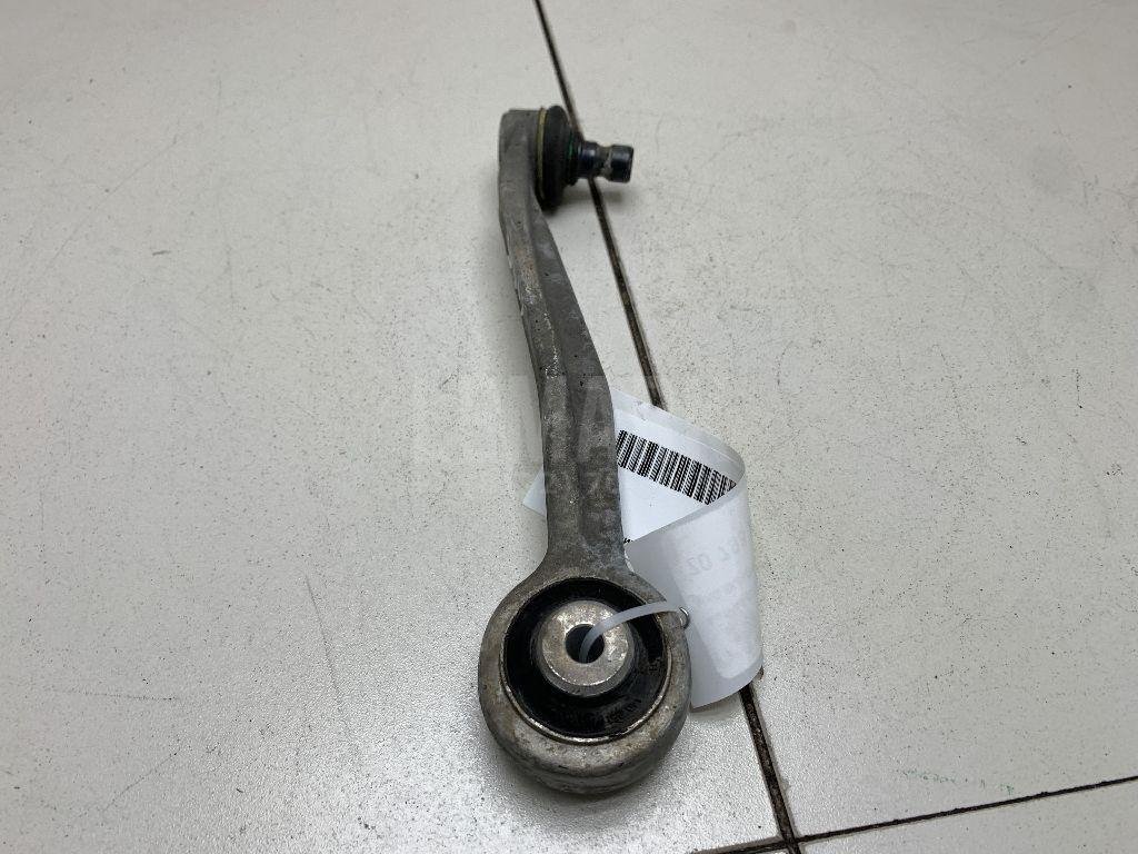 Рычаг передний верхний правый задний