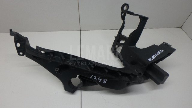 Кронштейн фар правый