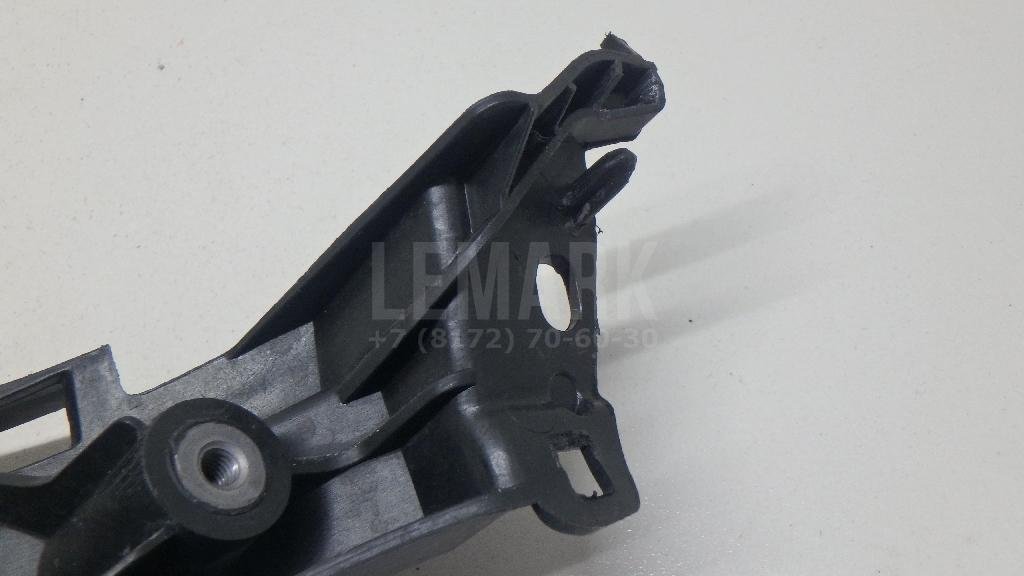 Кронштейн фар правый для  Audi A3 [8PA] Sportback 2004-2013