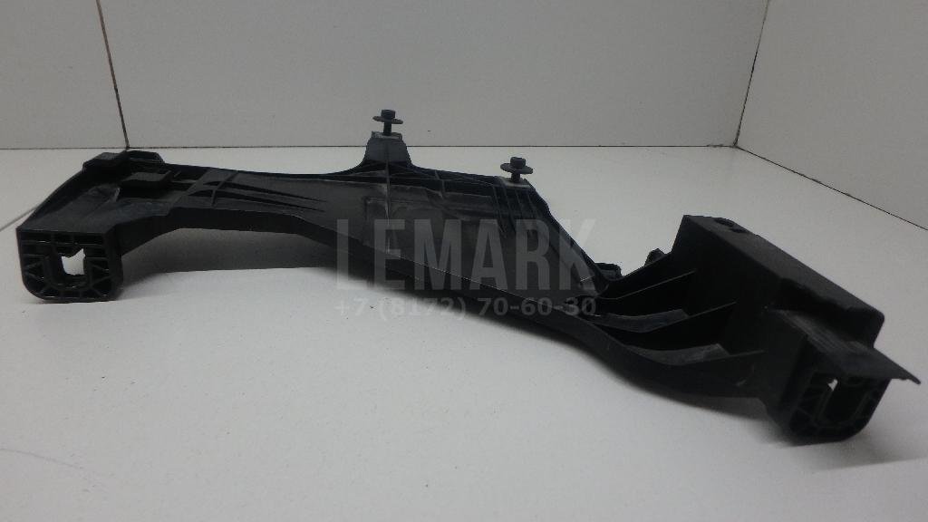 Кронштейн фар правый для  Audi A4 [B6] 2000-2004