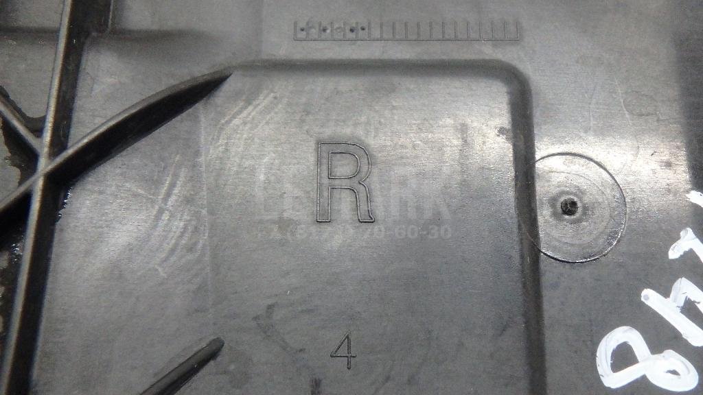 Кронштейн фар правый для  Audi A4 [B6] 2000-2004