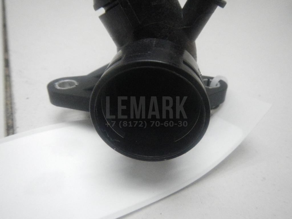 Фланец двигателя системы охлаждения