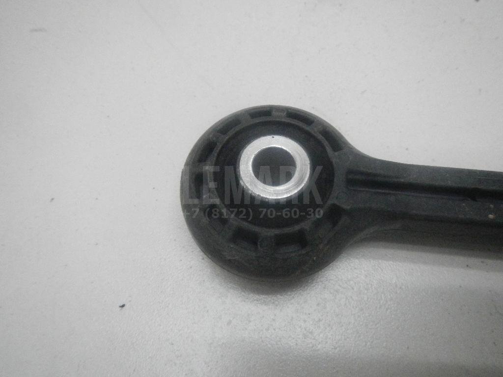 Стойка переднего стабилизатора