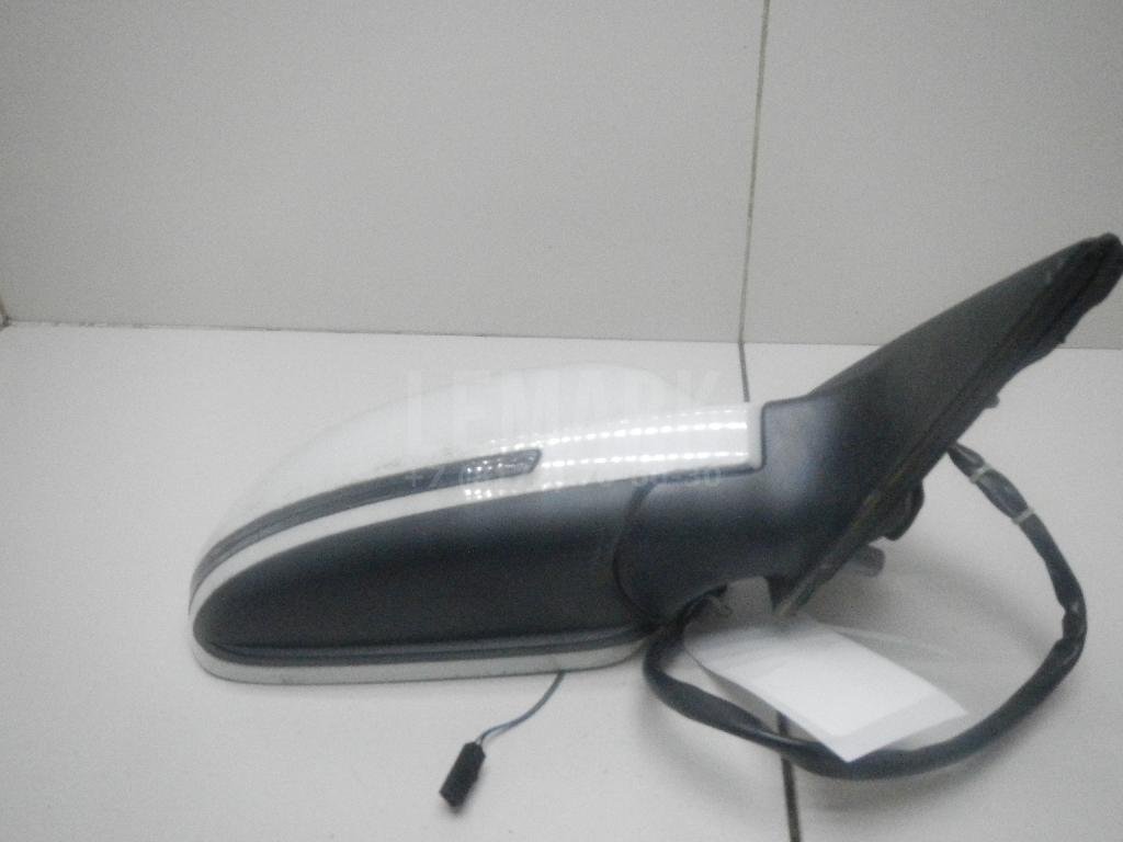 Зеркало правое электрическое