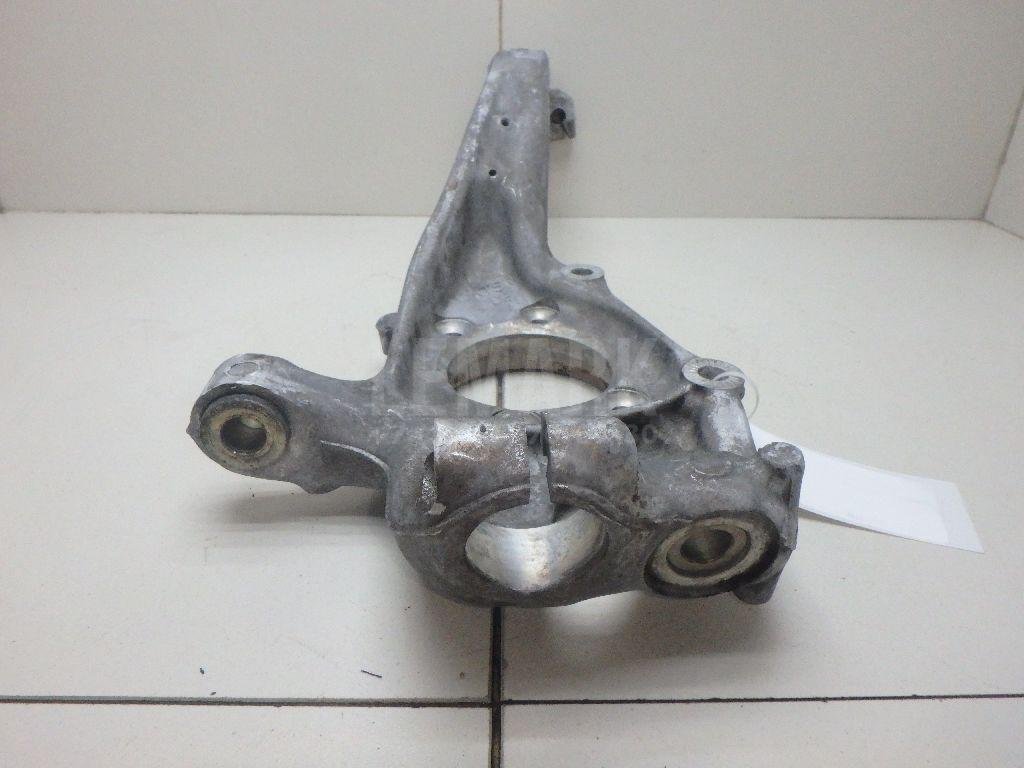 Кулак поворотный передний правый