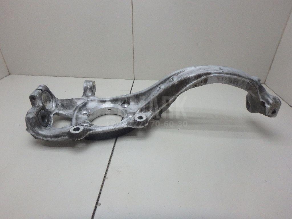 Кулак поворотный передний правый