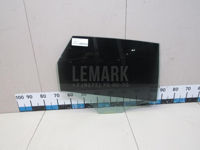 Стекло двери задней правой