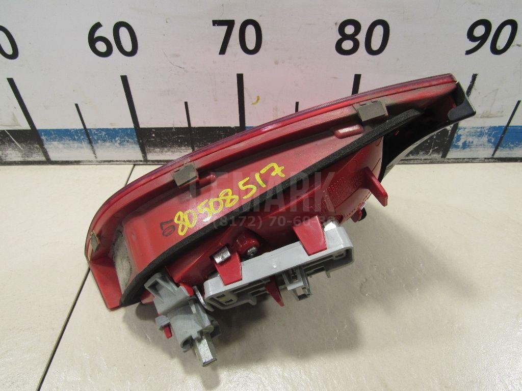 Фонарь задний внутренний левый