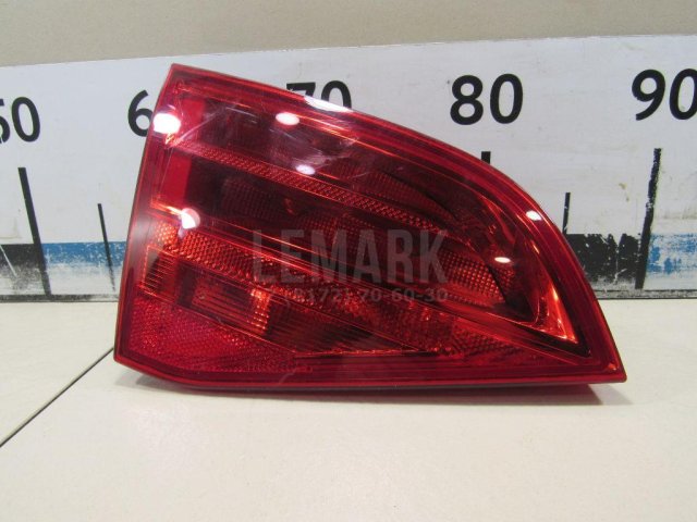 Фонарь задний внутренний левый