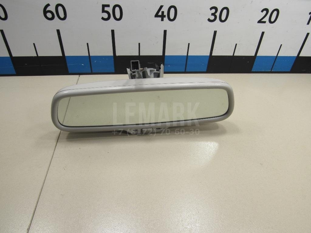 Зеркало заднего вида