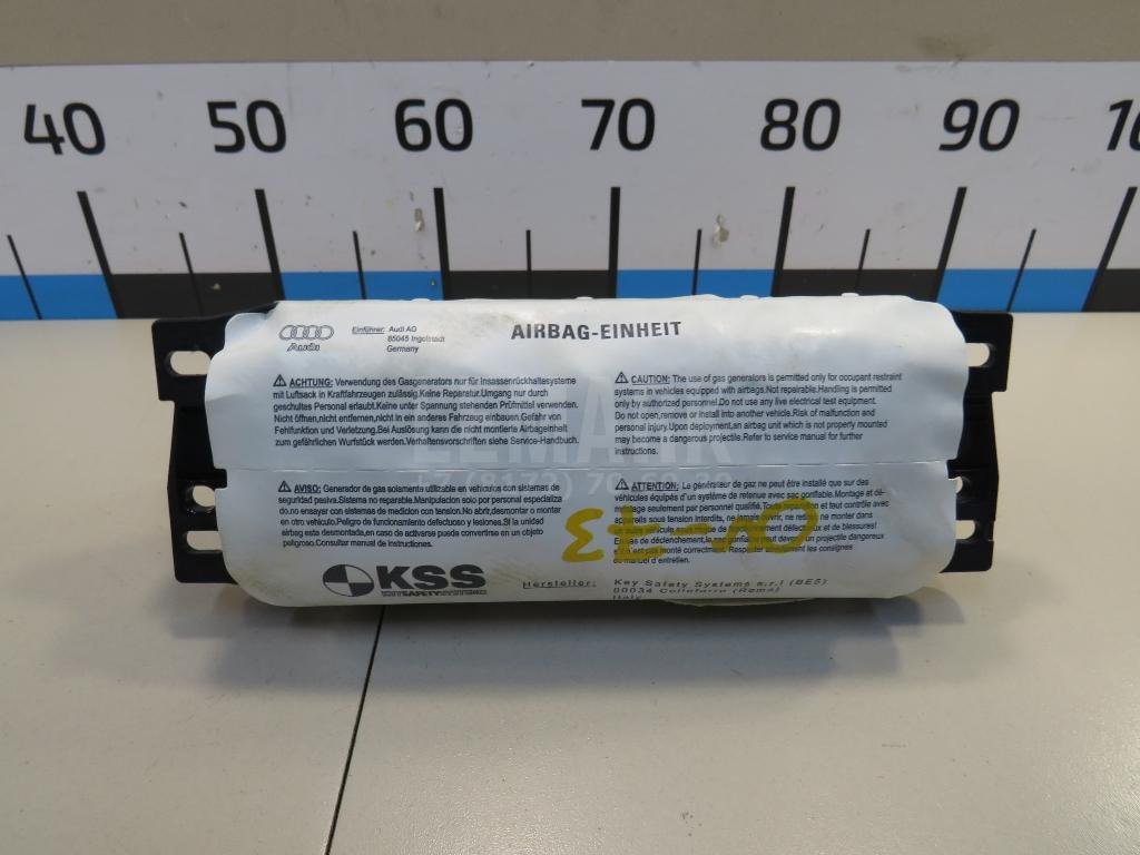 Подушка безопасности пассажирская (в торпедо)