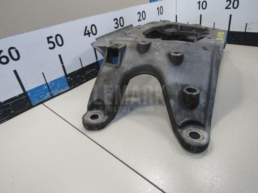 Кронштейн опоры КПП